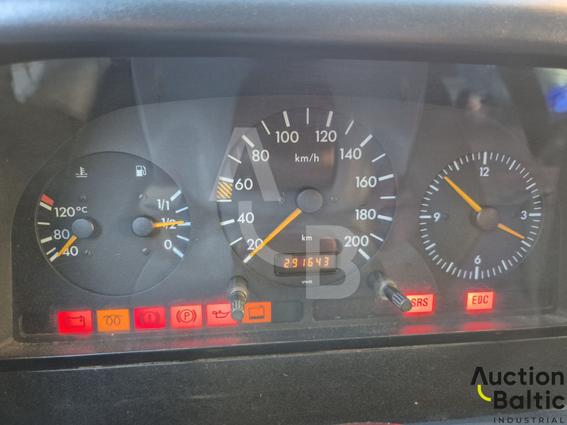 Mercedes-Benz 300-serie 312 D - Furgon: obrázok 4 Mercedes-Benz 300-serie 312 D - Furgon: obrázok 4