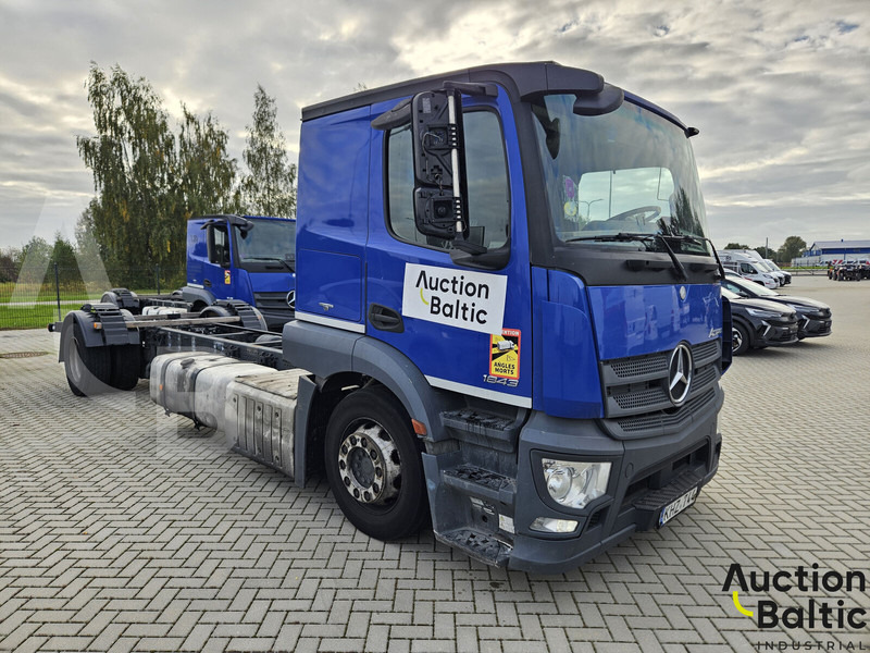Mercedes-Benz Actros 1843 - Podvozek s kabinou: obrázok 2 Mercedes-Benz Actros 1843 - Podvozek s kabinou: obrázok 2