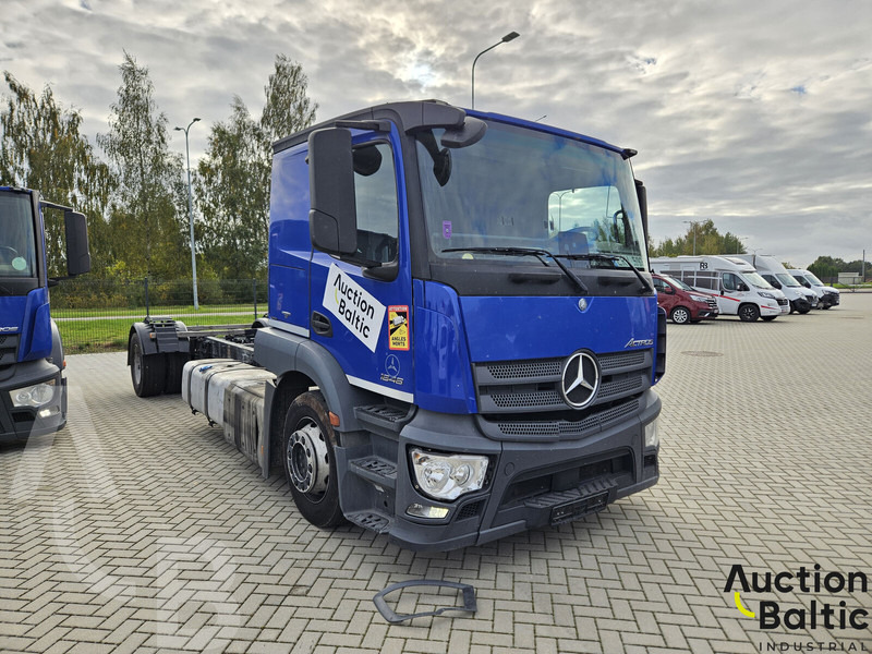 Mercedes-Benz Actros 1843 - Podvozek s kabinou: obrázok 2 Mercedes-Benz Actros 1843 - Podvozek s kabinou: obrázok 2