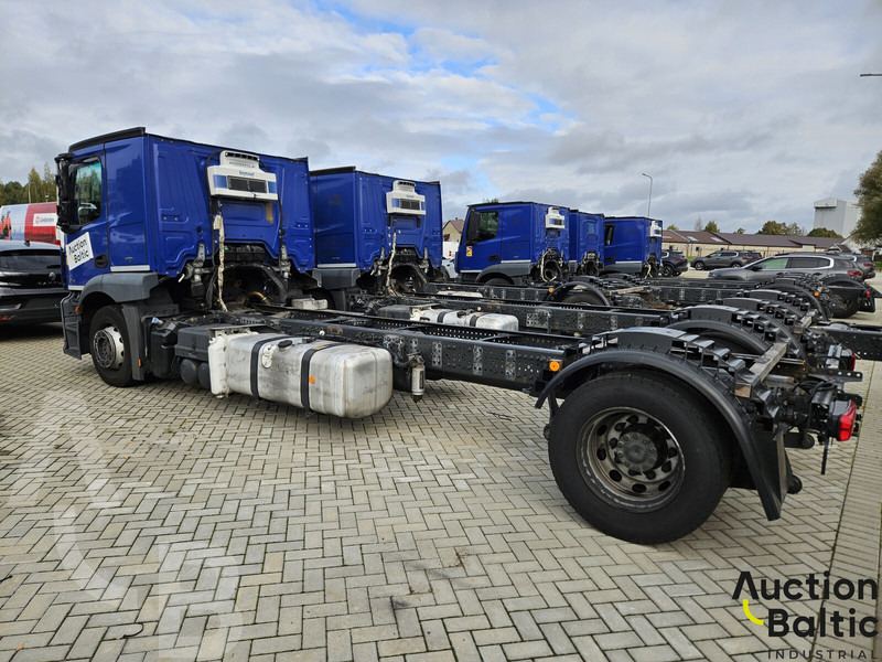 Mercedes-Benz Actros 1843 - Podvozek s kabinou: obrázok 3 Mercedes-Benz Actros 1843 - Podvozek s kabinou: obrázok 3