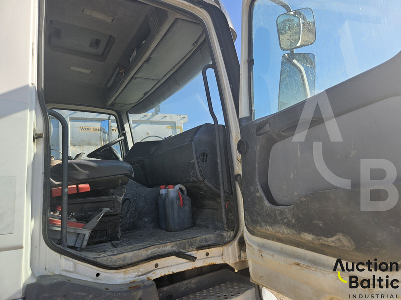 Mercedes-Benz Actros - Stacionárne čerpadlo betónu: obrázok 5 Mercedes-Benz Actros - Stacionárne čerpadlo betónu: obrázok 5