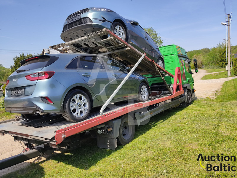 Mercedes-Benz Atego 822 L - Nákladné vozidlo na prepravu automobilov: obrázok 5 Mercedes-Benz Atego 822 L - Nákladné vozidlo na prepravu automobilov: obrázok 5