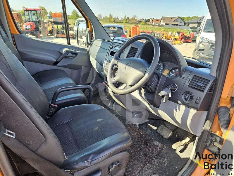 Mercedes-Benz Sprinter - Auto na odvoz odpadu: obrázok 5 Mercedes-Benz Sprinter - Auto na odvoz odpadu: obrázok 5