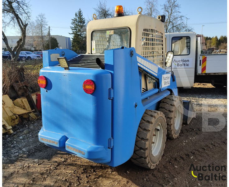 Messersi SL-45 - Šmykom riadený nakladač: obrázok 3 Messersi SL-45 - Šmykom riadený nakladač: obrázok 3