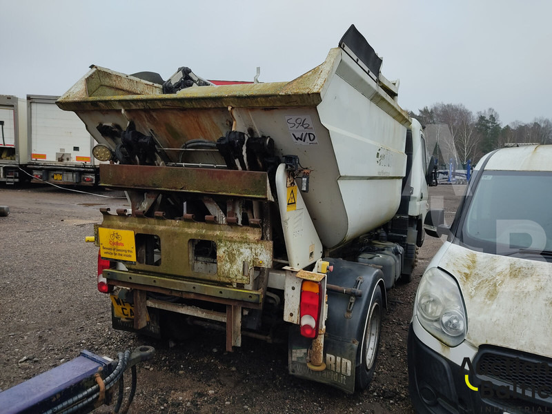 Mitsubishi Fuso - Auto na odvoz odpadu: obrázok 3 Mitsubishi Fuso - Auto na odvoz odpadu: obrázok 3