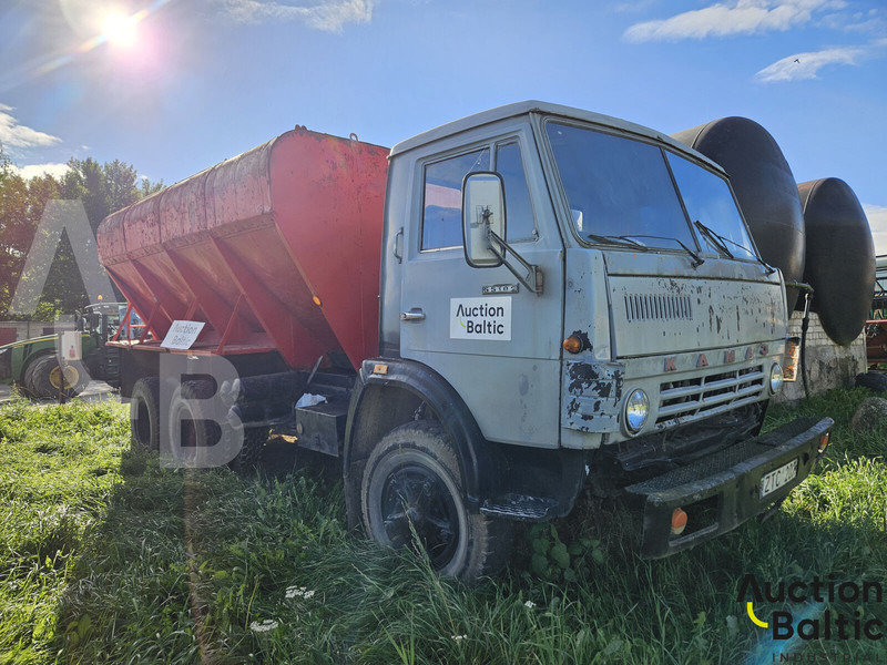 Kamaz 55102 - Nákladné auto: obrázok 2 Kamaz 55102 - Nákladné auto: obrázok 2