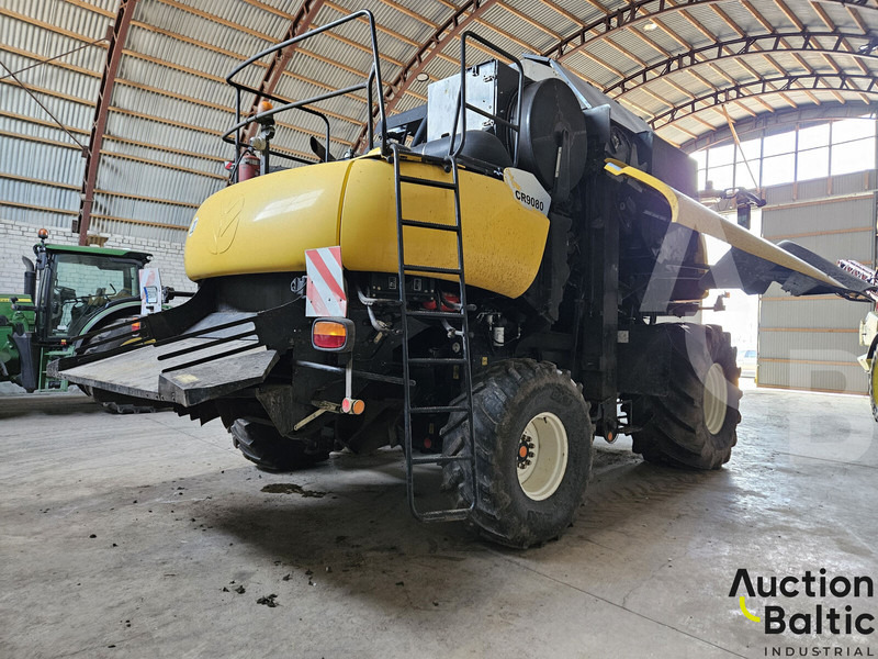 New Holland CR 9080 - Obilný kombajn: obrázok 4 New Holland CR 9080 - Obilný kombajn: obrázok 4