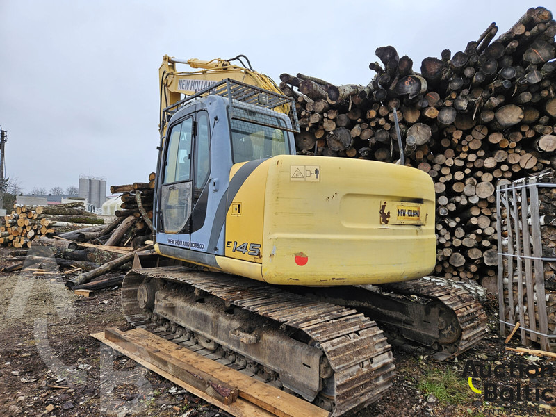 New Holland E 145 - Pásové rýpadlo: obrázok 4 New Holland E 145 - Pásové rýpadlo: obrázok 4