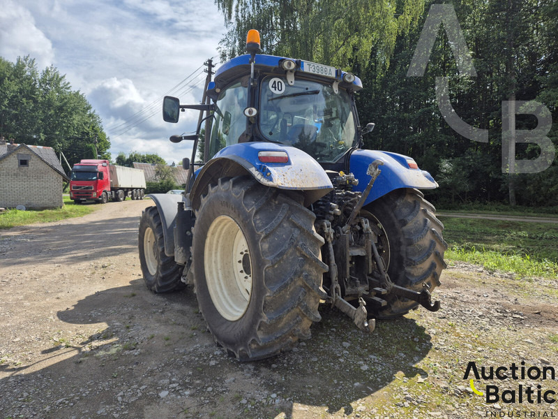 New Holland T 7.210 - Traktor: obrázok 4 New Holland T 7.210 - Traktor: obrázok 4
