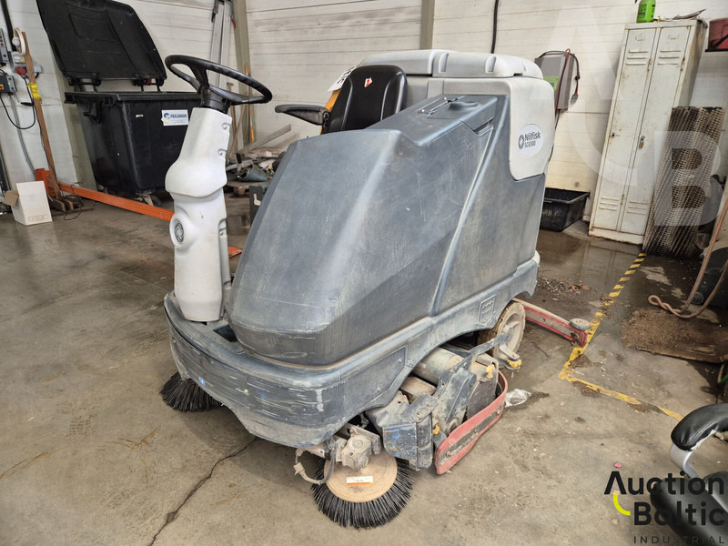 Nilfisk SC6500 - Zametacie vozidlo: obrázok 2 Nilfisk SC6500 - Zametacie vozidlo: obrázok 2