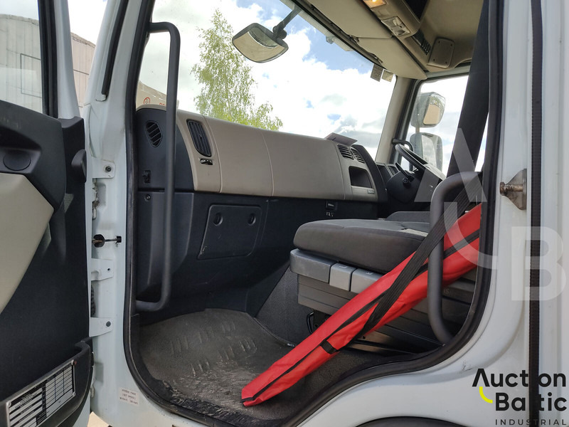 Renault Premium - Nákladné vozidlo na prepravu automobilov: obrázok 5 Renault Premium - Nákladné vozidlo na prepravu automobilov: obrázok 5