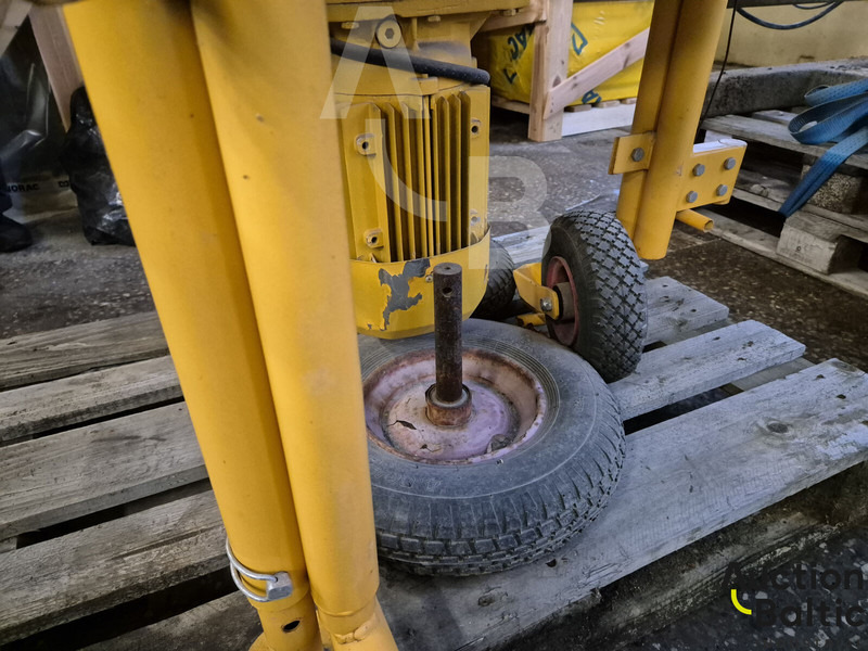 SoRoTo 300L-30 - Stavebná miešačka: obrázok 5 SoRoTo 300L-30 - Stavebná miešačka: obrázok 5