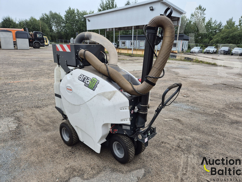 TSM Aria 240 - Zametacie vozidlo: obrázok 2 TSM Aria 240 - Zametacie vozidlo: obrázok 2