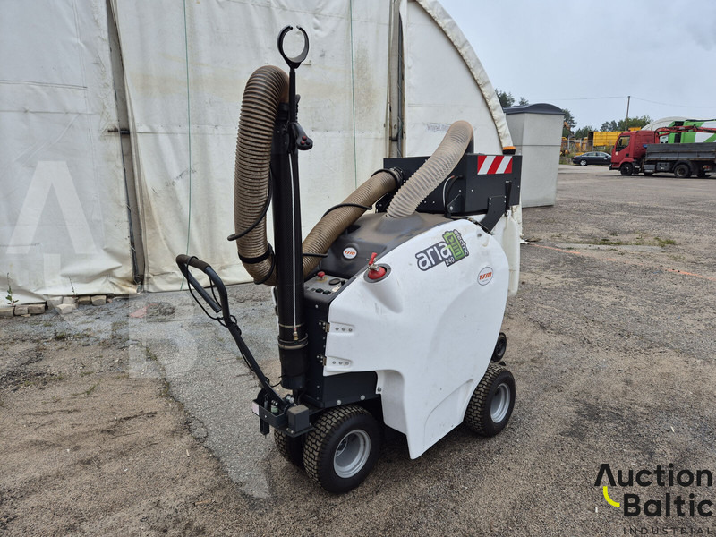 TSM Aria 240 - Zametacie vozidlo: obrázok 1 TSM Aria 240 - Zametacie vozidlo: obrázok 1