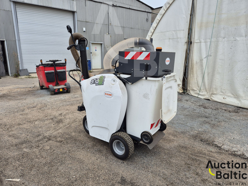 TSM Aria 240 - Zametacie vozidlo: obrázok 3 TSM Aria 240 - Zametacie vozidlo: obrázok 3