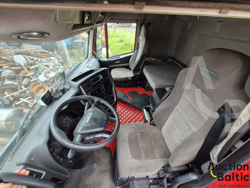 Iveco AS 440 T/P - Ťahač: obrázok 5 Iveco AS 440 T/P - Ťahač: obrázok 5