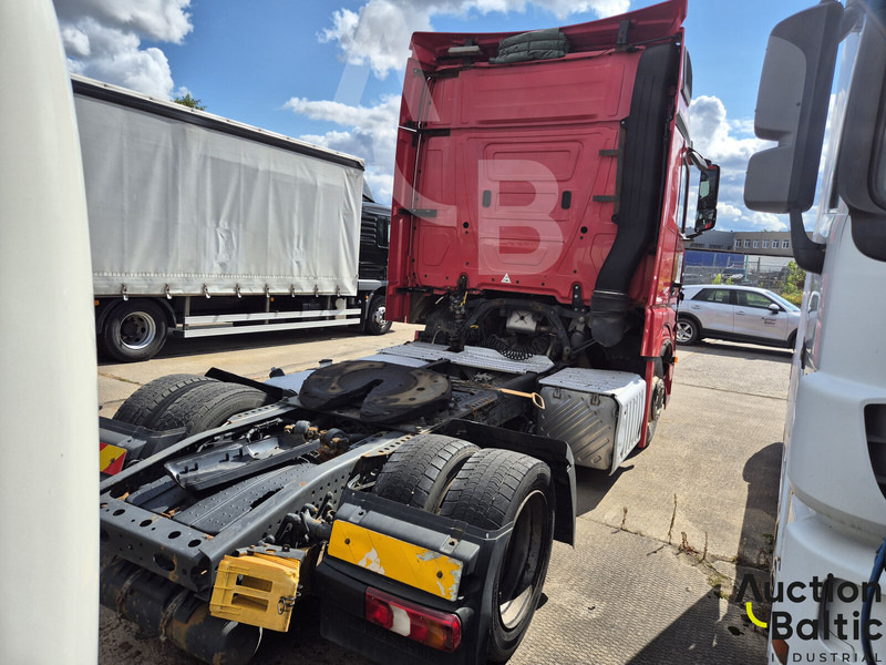 Mercedes-Benz Actros 1845 LS - Ťahač: obrázok 4 Mercedes-Benz Actros 1845 LS - Ťahač: obrázok 4