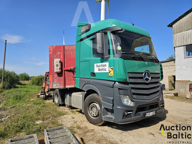 Mercedes-Benz Actros 1845 - Ťahač: obrázok 2 Mercedes-Benz Actros 1845 - Ťahač: obrázok 2