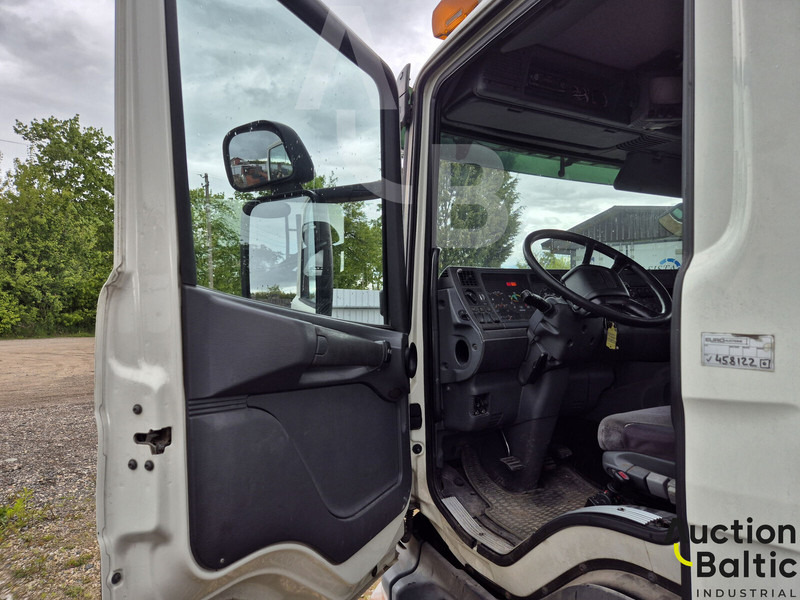 Scania P 94-260 - Ťahač: obrázok 4 Scania P 94-260 - Ťahač: obrázok 4