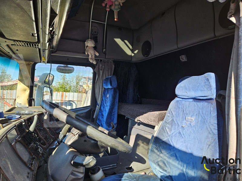 Scania R 114 LA - Ťahač: obrázok 5 Scania R 114 LA - Ťahač: obrázok 5