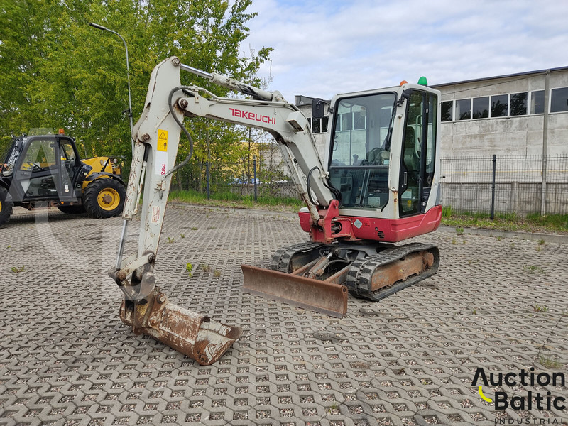 Takeuchi TB228 - Mini rýpadlo: obrázok 1 Takeuchi TB228 - Mini rýpadlo: obrázok 1