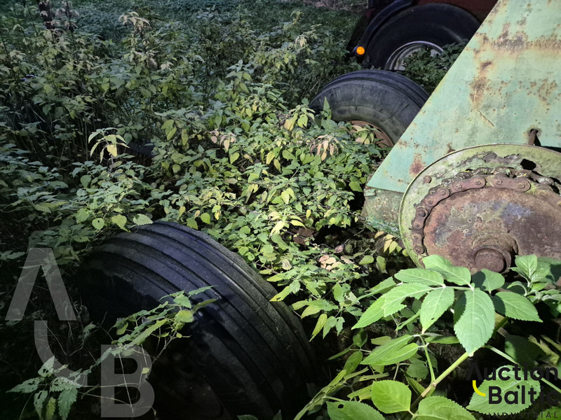 Trailer - Plachtový náves: obrázok 4 Trailer - Plachtový náves: obrázok 4