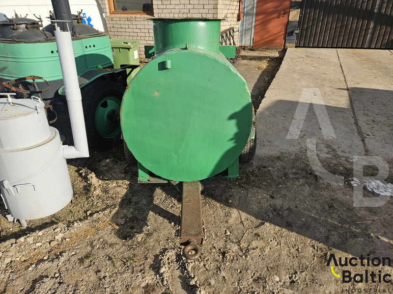 Trailer with tank - Cisternový príves: obrázok 4 Trailer with tank - Cisternový príves: obrázok 4