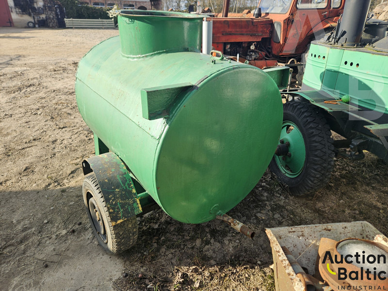 Trailer with tank - Cisternový príves: obrázok 3 Trailer with tank - Cisternový príves: obrázok 3