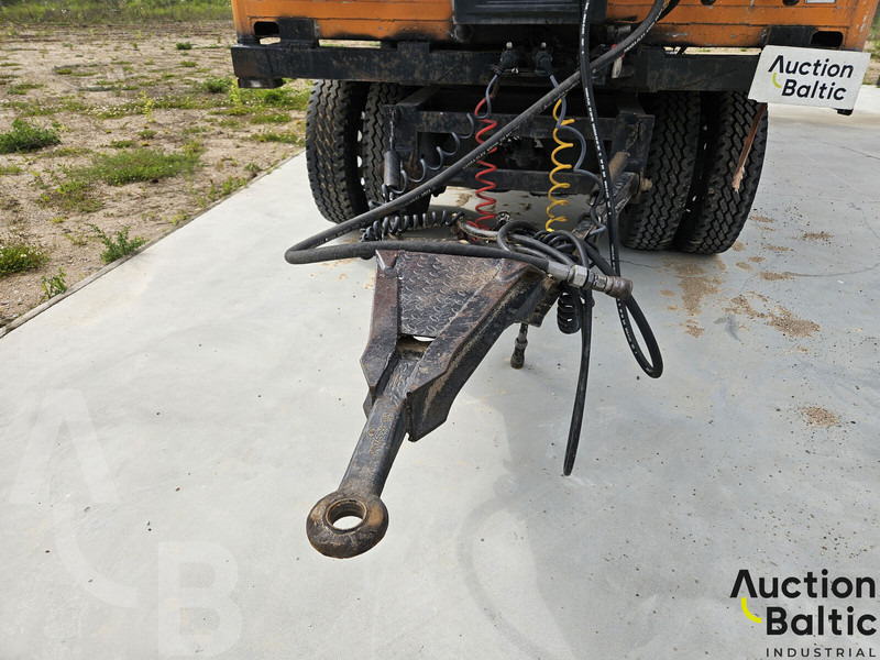 Trax  - Plachtový náves: obrázok 5 Trax  - Plachtový náves: obrázok 5