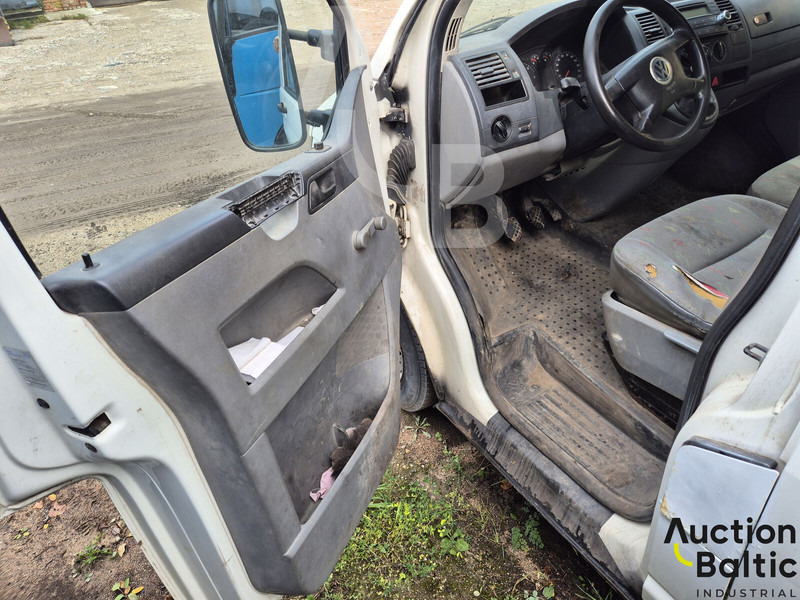 Volkswagen Transporter - Dodávka valník: obrázok 5 Volkswagen Transporter - Dodávka valník: obrázok 5