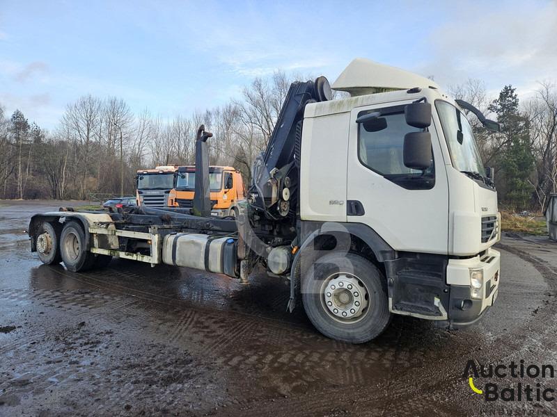 Volvo FE320 - Hákový nosič kontajnerov, Auto s hydraulickou rukou: obrázok 4 Volvo FE320 - Hákový nosič kontajnerov, Auto s hydraulickou rukou: obrázok 4
