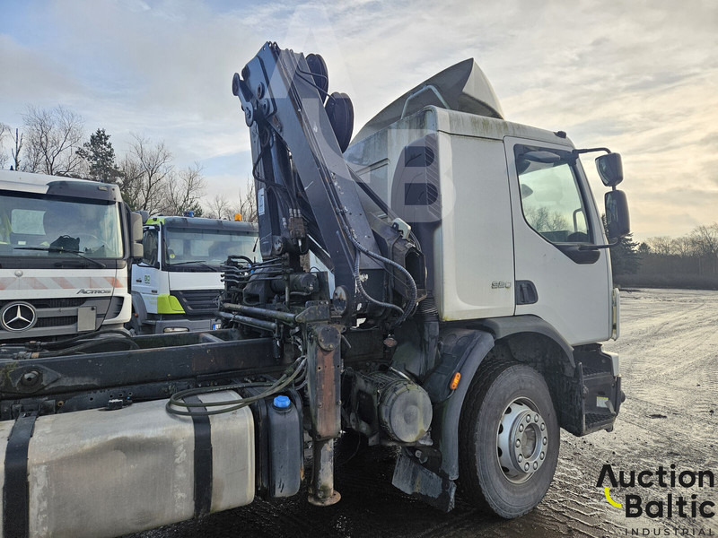 Volvo FE320 - Hákový nosič kontajnerov, Auto s hydraulickou rukou: obrázok 3 Volvo FE320 - Hákový nosič kontajnerov, Auto s hydraulickou rukou: obrázok 3
