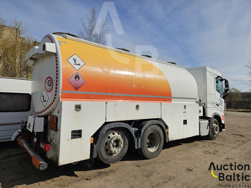 Volvo FH 420 - Cisternové vozidlo: obrázok 3 Volvo FH 420 - Cisternové vozidlo: obrázok 3