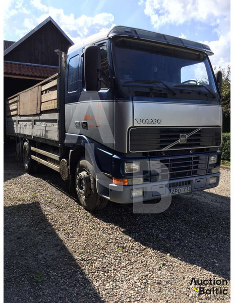 Volvo FH12 - Valníkový/ Plošinový nákladný automobil: obrázok 2 Volvo FH12 - Valníkový/ Plošinový nákladný automobil: obrázok 2