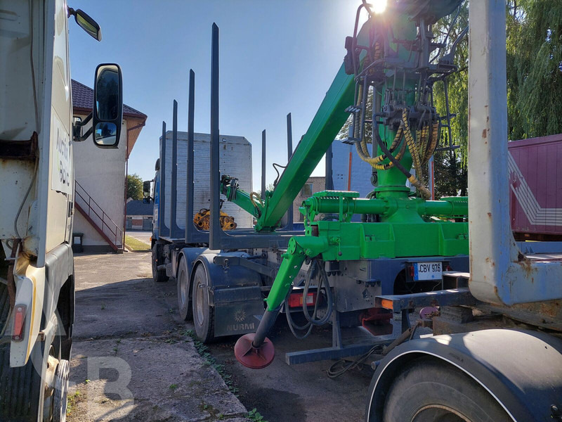 Volvo FH12 - Nákladné vozidlo na prepravu dreva: obrázok 4 Volvo FH12 - Nákladné vozidlo na prepravu dreva: obrázok 4