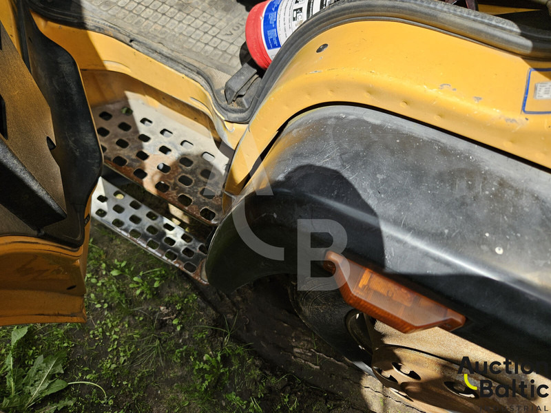 Valníkový/ Plošinový nákladný automobil Volvo FL612: obrázok 13