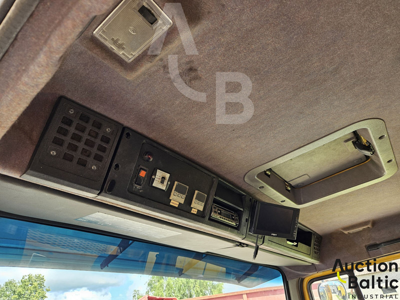Valníkový/ Plošinový nákladný automobil Volvo FL612: obrázok 11