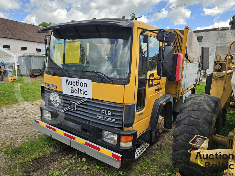 Volvo FL612 - Valníkový/ Plošinový nákladný automobil: obrázok 1 Volvo FL612 - Valníkový/ Plošinový nákladný automobil: obrázok 1