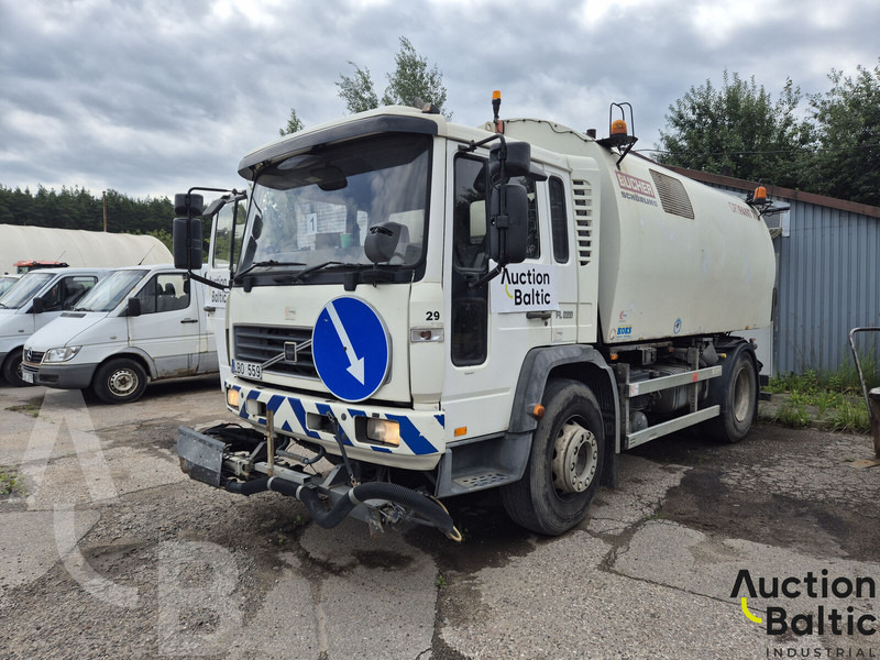 Volvo FL618 - Zametacie vozidlo: obrázok 2 Volvo FL618 - Zametacie vozidlo: obrázok 2