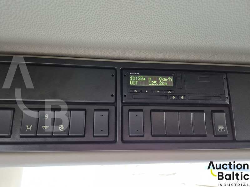 Nákladné vozidlo na prepravu automobilov Volvo FM500: obrázok 11