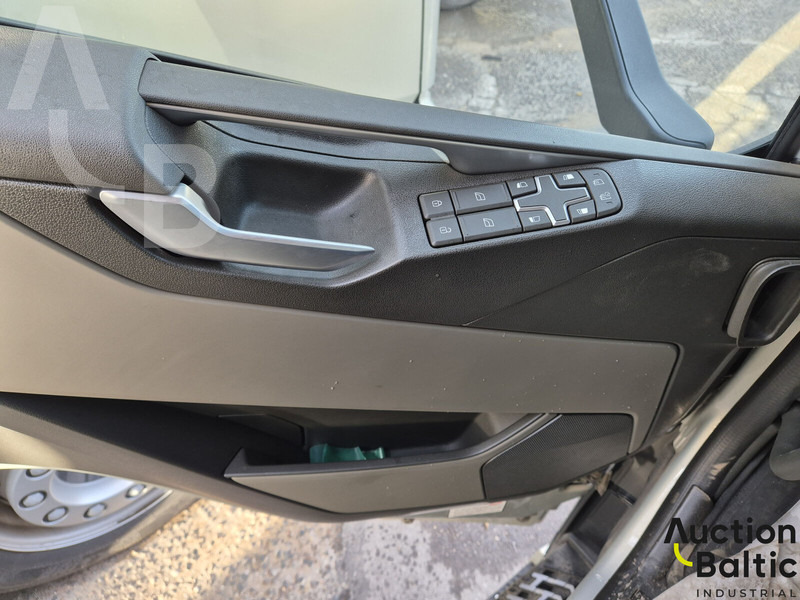 Nákladné vozidlo na prepravu automobilov Volvo FM500: obrázok 13