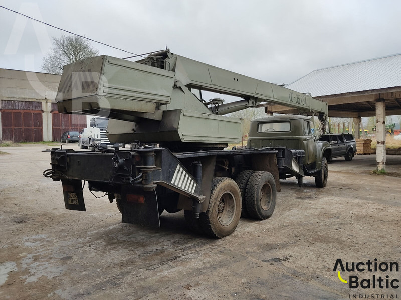 ZIL 133 - Žeriav pre všetky terény: obrázok 4 ZIL 133 - Žeriav pre všetky terény: obrázok 4