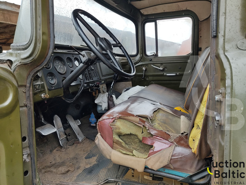ZIL 133 - Žeriav pre všetky terény: obrázok 5 ZIL 133 - Žeriav pre všetky terény: obrázok 5