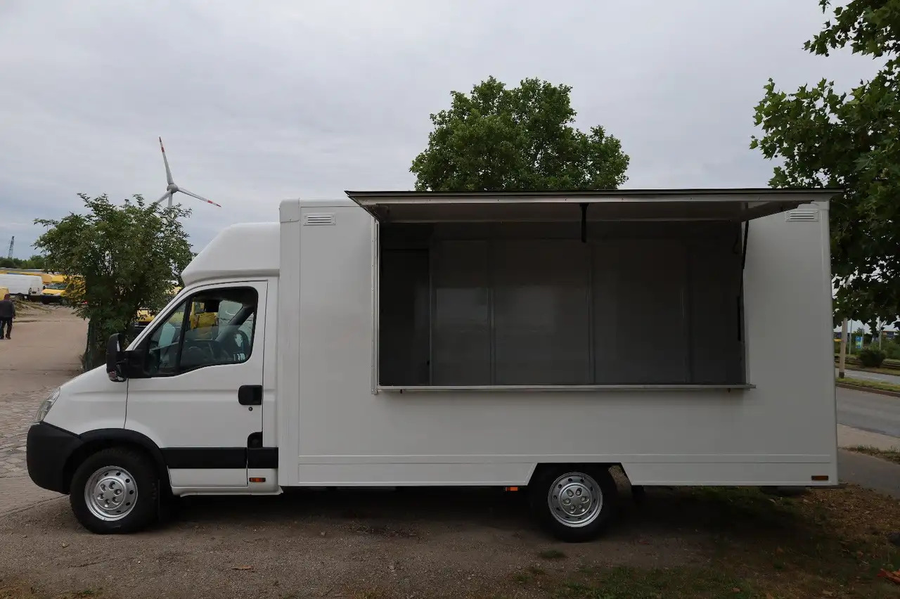 Iveco C30C/ FOODTRUCK/ Daily - Pojazdná predajňa: obrázok 1 Iveco C30C/ FOODTRUCK/ Daily - Pojazdná predajňa: obrázok 1