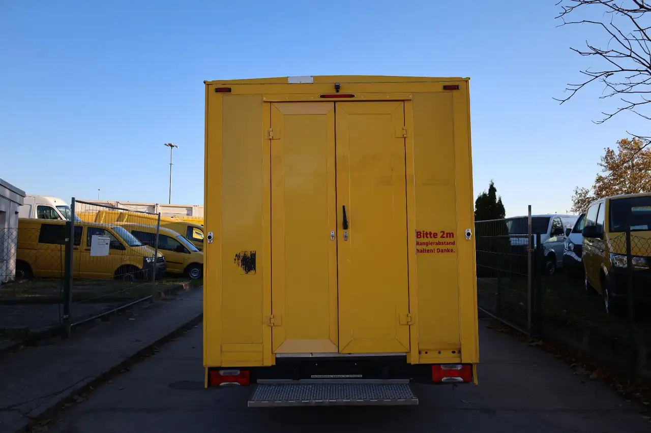 Iveco Daily/ Regalsystem/Luftfeder/1. Hand - Dodávka skriňová nadstavba: obrázok 5 Iveco Daily/ Regalsystem/Luftfeder/1. Hand - Dodávka skriňová nadstavba: obrázok 5