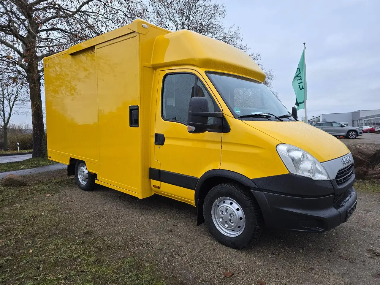Iveco Daily/ Regalsystem/Luftfeder/KURZ/1. Hand - Dodávka skriňová nadstavba: obrázok 2 Iveco Daily/ Regalsystem/Luftfeder/KURZ/1. Hand - Dodávka skriňová nadstavba: obrázok 2