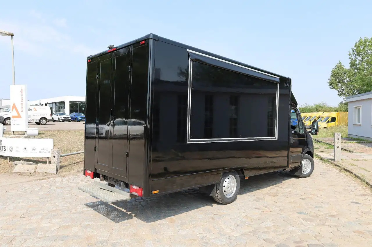 Iveco IS35SI2AA/ FOODTRUCK/Daily/EU5/1. Hand - Pojazdná predajňa: obrázok 4 Iveco IS35SI2AA/ FOODTRUCK/Daily/EU5/1. Hand - Pojazdná predajňa: obrázok 4