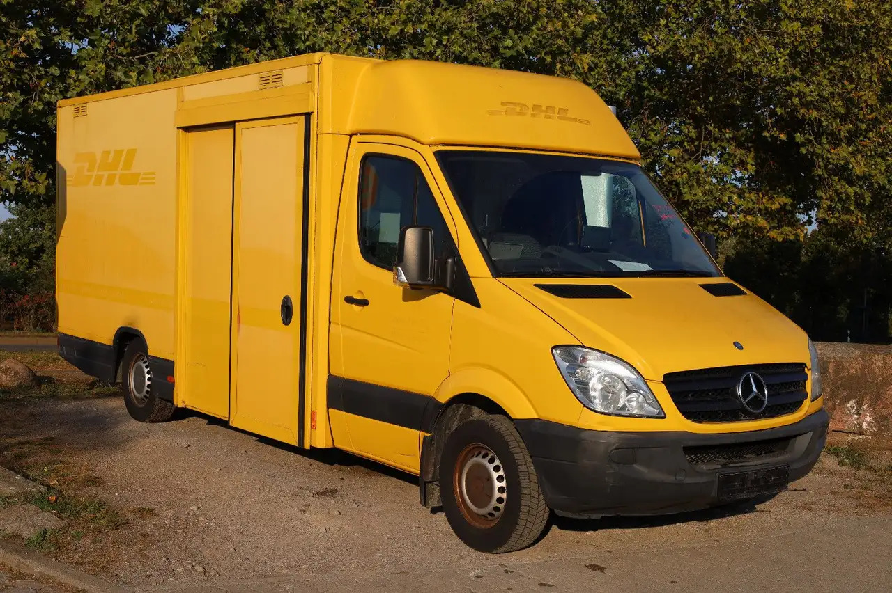 Mercedes-Benz Sprinter II Pritsche/ Koffer/Regalsystem - Dodávka skriňová nadstavba: obrázok 1 Mercedes-Benz Sprinter II Pritsche/ Koffer/Regalsystem - Dodávka skriňová nadstavba: obrázok 1