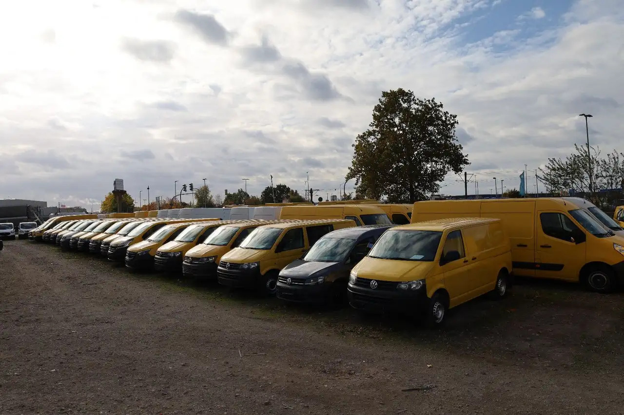 Volkswagen T5 Transporter/ 2.0 TDI/EU5/1.Hand - Furgon: obrázok 1 Volkswagen T5 Transporter/ 2.0 TDI/EU5/1.Hand - Furgon: obrázok 1