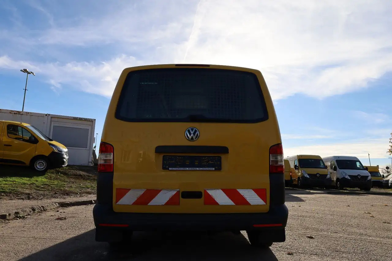 Volkswagen T5 Transporter/ 2.0 TDI/EU5/Werkstatt - Furgon: obrázok 5 Volkswagen T5 Transporter/ 2.0 TDI/EU5/Werkstatt - Furgon: obrázok 5